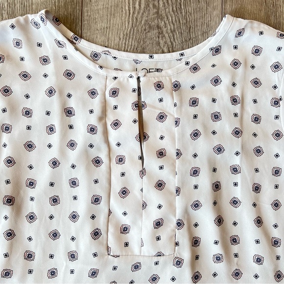 LOFT Mixed Media Bell Cuff Top | Size Small - Picture 5 of 12